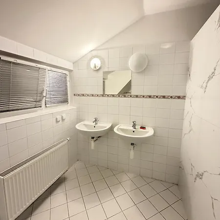 Sleep & Go Czech Republic - بيت شباب